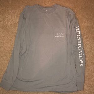 Vineyard Vines T-shirt
